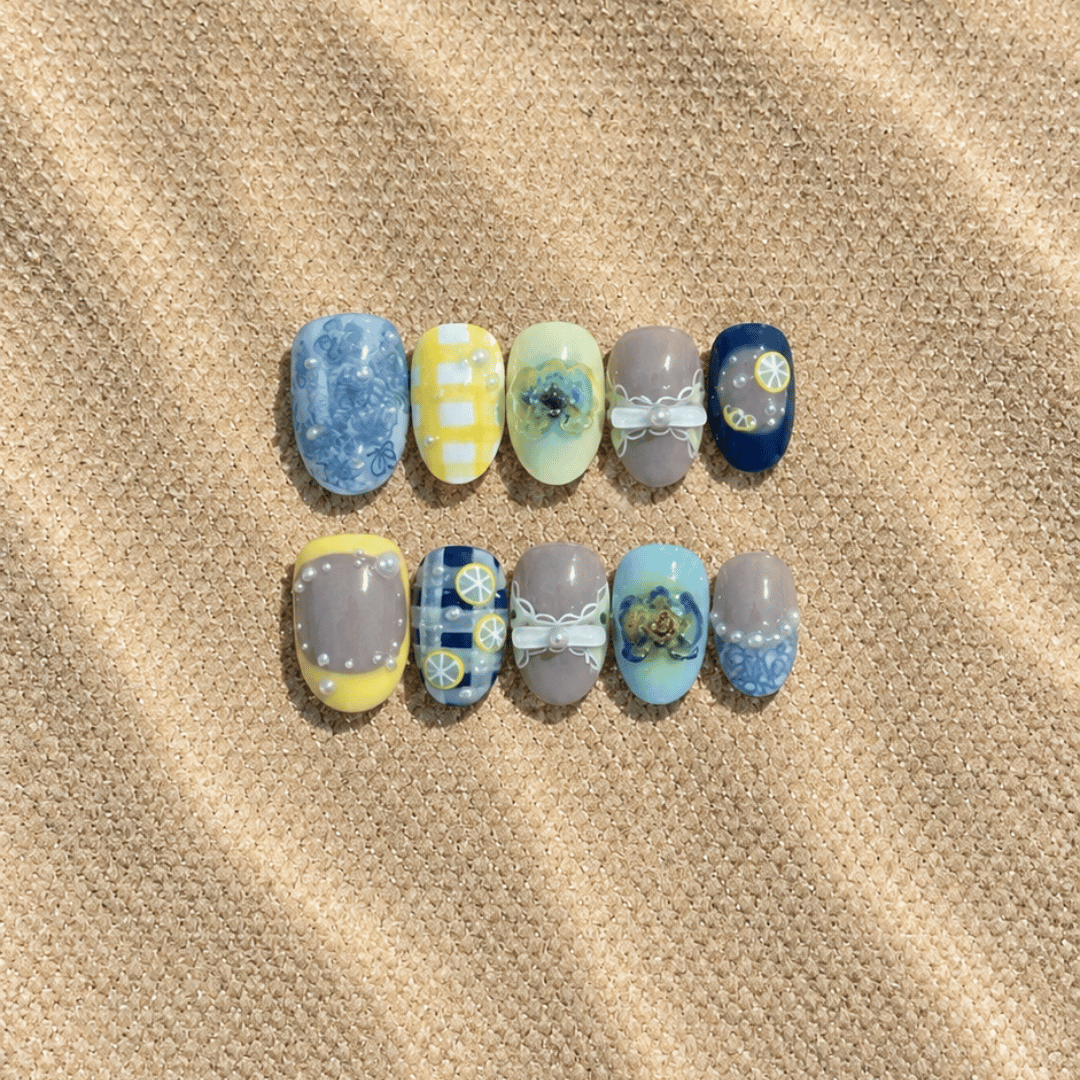 Amalfi Squeeze – Press-On Nails NELI sur sable