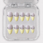 La Parenthèse – Press-On Nails French jaune pastel et lilas à billes argentées, longueur moyenne forme amande