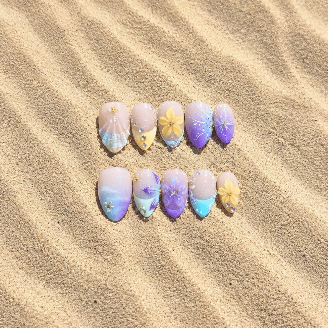 Ocean Muse – Press-On Nails NELI sur sable