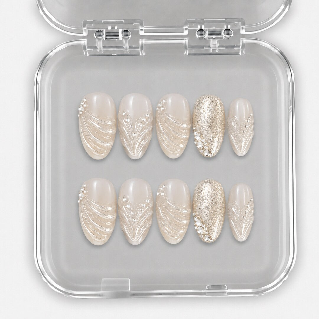 Seasilk Mini – Press-On Nails NELI SUMMER 2026